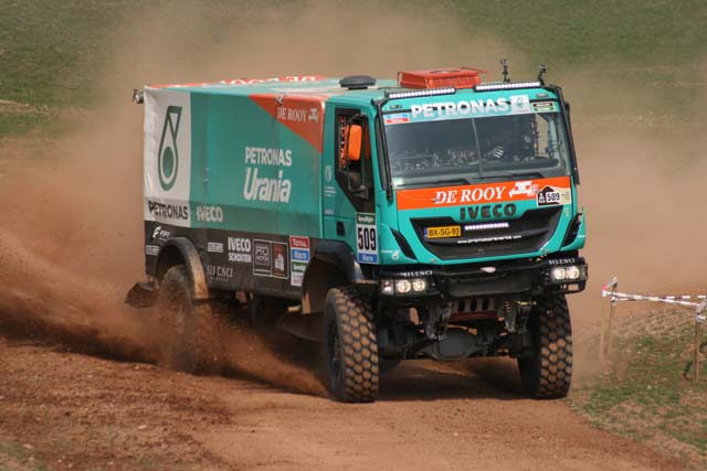 Los Iveco Trakker con sus 900 CV dan un gran espectáculo en los raids.